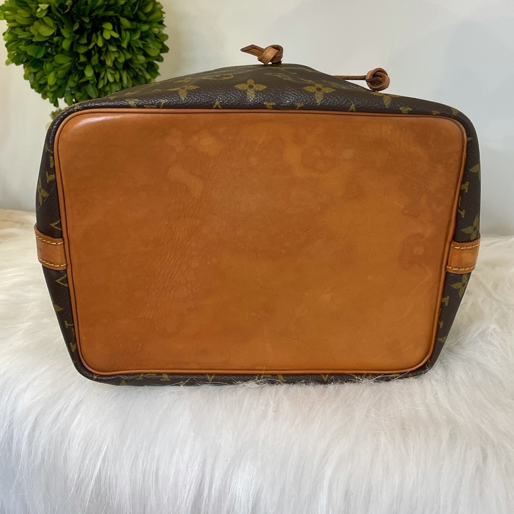 Louis Vuitton Petit Noe - Picture 8 of 15